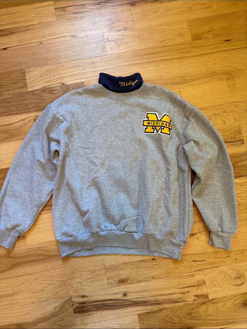 Vintage Majestic Gray Turtleneck Sweatshirt with Michigan Logo